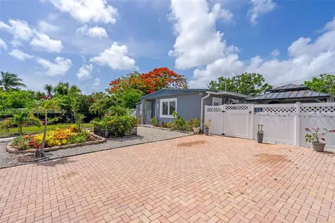 255 NE 41st Court Deerfield Beach FL 33064
