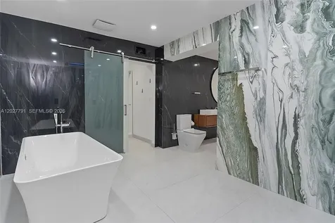 3541 SW 105 Court Miami FL 33165