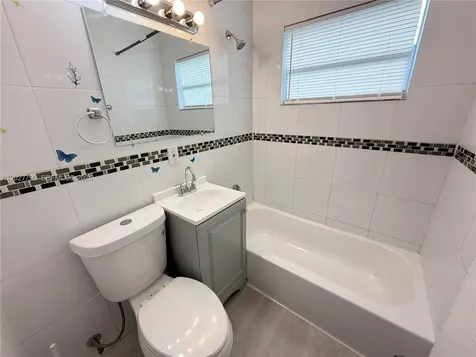 2571 NW 13th Court Fort Lauderdale FL 33311