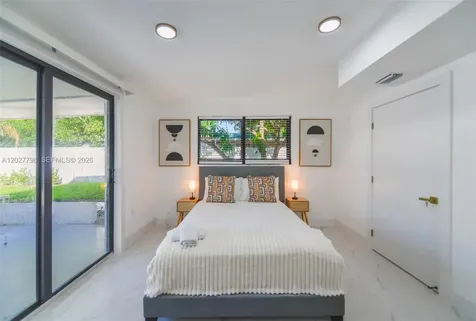 415 NW 133rd Street North Miami FL 33168