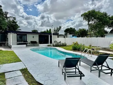 415 NW 133rd Street North Miami FL 33168