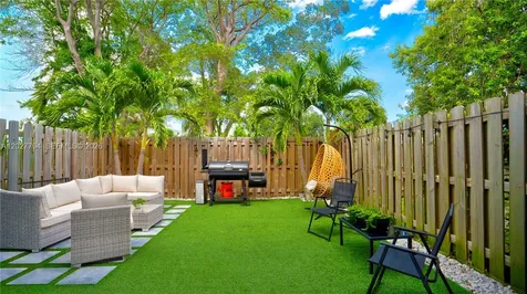 12453 NW 23rd Court Miami FL 33167