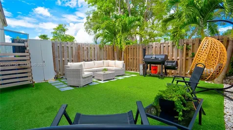 12453 NW 23rd Court Miami FL 33167