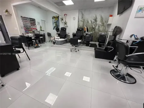 2475 NW 95th Avenue Doral FL 33172