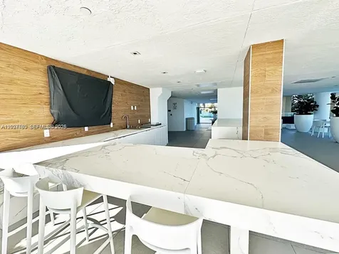 770 Claughton Island Drive Miami FL 33131