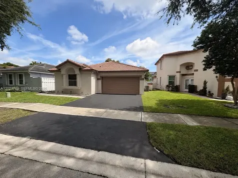 7249 NW 1 Manor Plantation FL 33324