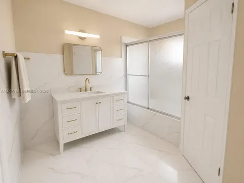 7249 NW 1 Manor Plantation FL 33324