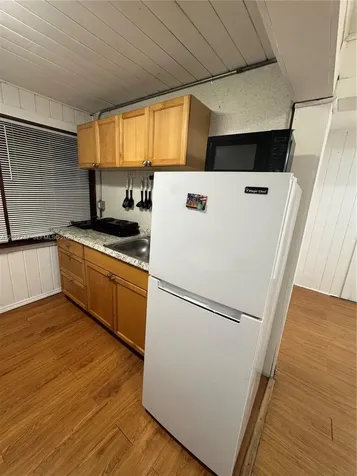 3271 (REAR Studio) NW 15th Street Miami FL 33125
