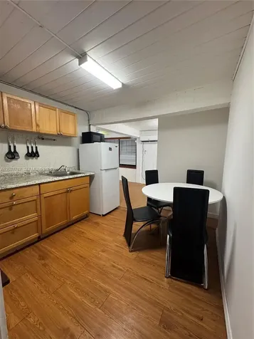 3271 (REAR Studio) NW 15th Street Miami FL 33125