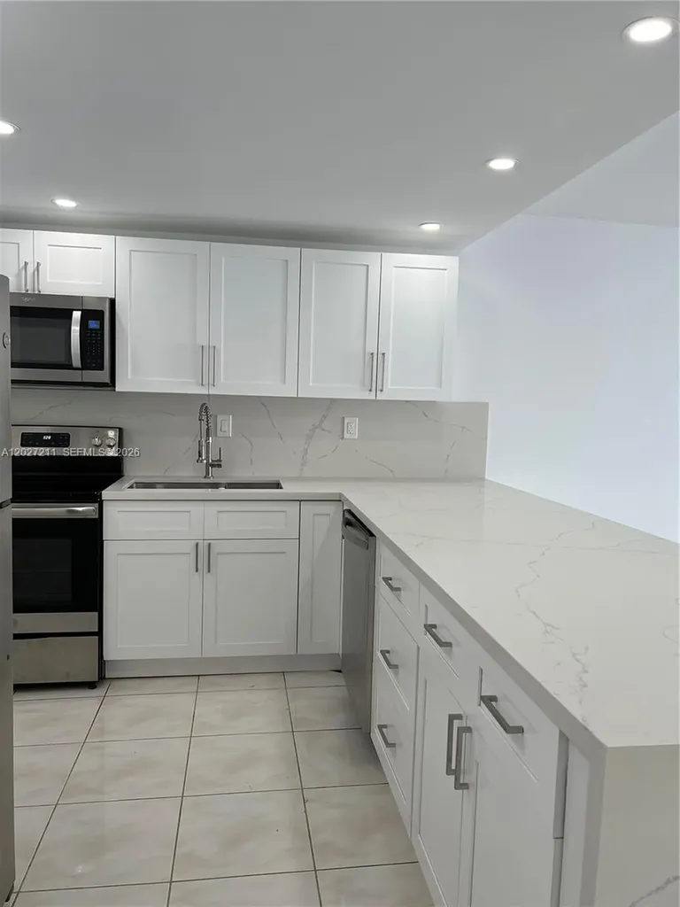 16710 NE 9th Avenue North Miami Beach FL 33162