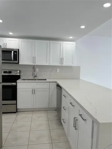 16710 NE 9th Avenue North Miami Beach FL 33162