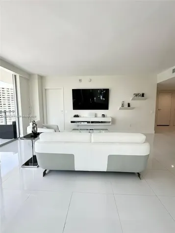 1300 Brickell Bay Drive Miami FL 33131