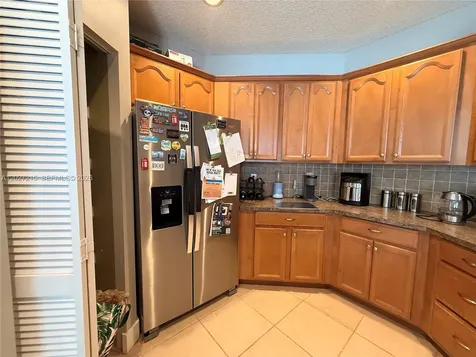 300 Cameron Drive Weston FL 33326