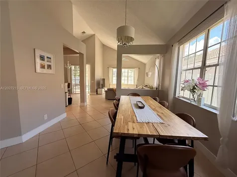 300 Cameron Drive Weston FL 33326
