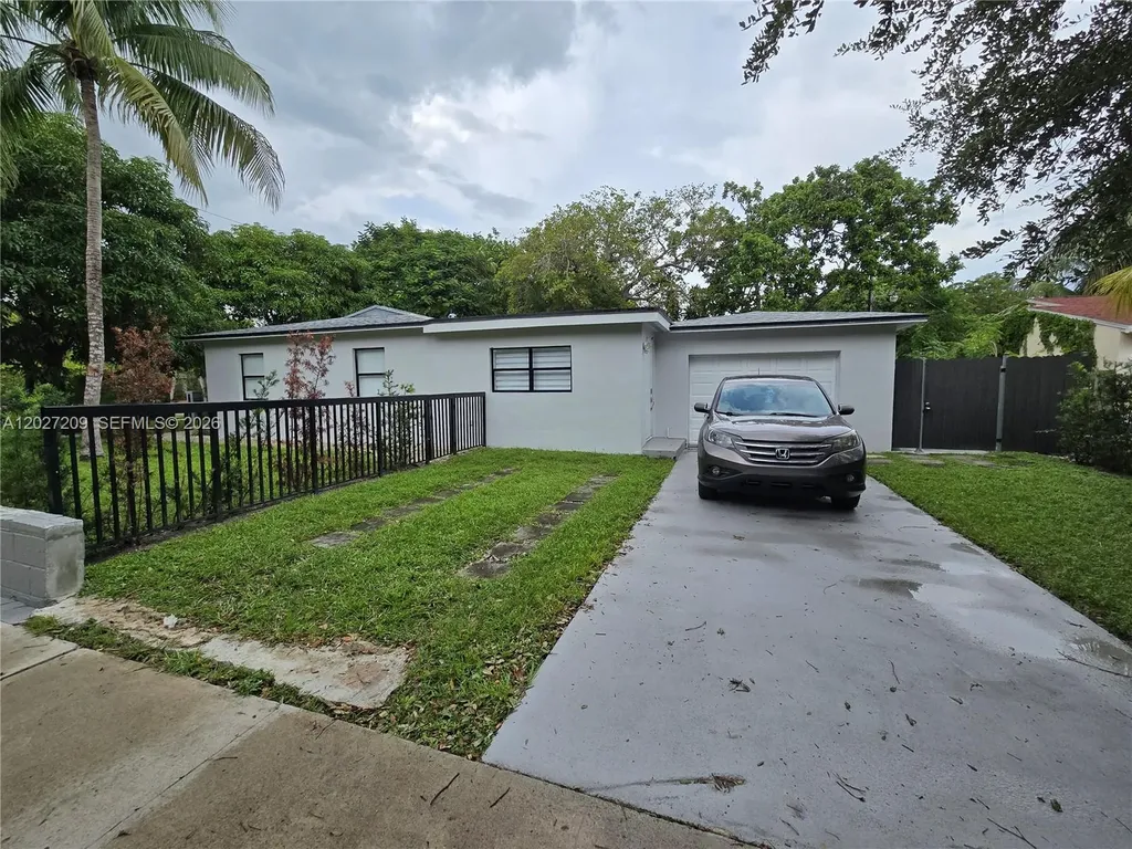 841 S 24th Avenue Hollywood FL 33020
