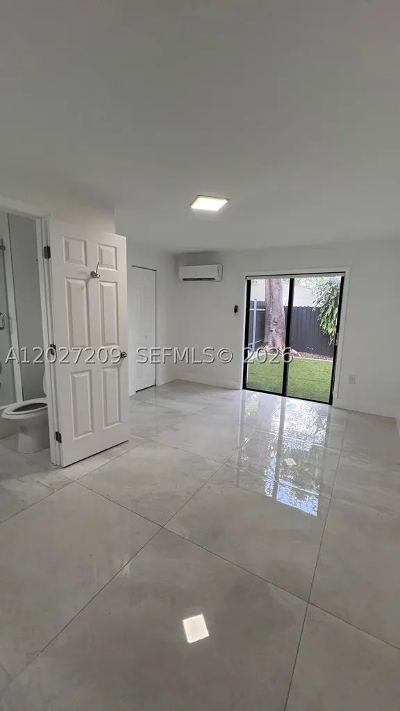 841 S 24th Avenue Hollywood FL 33020