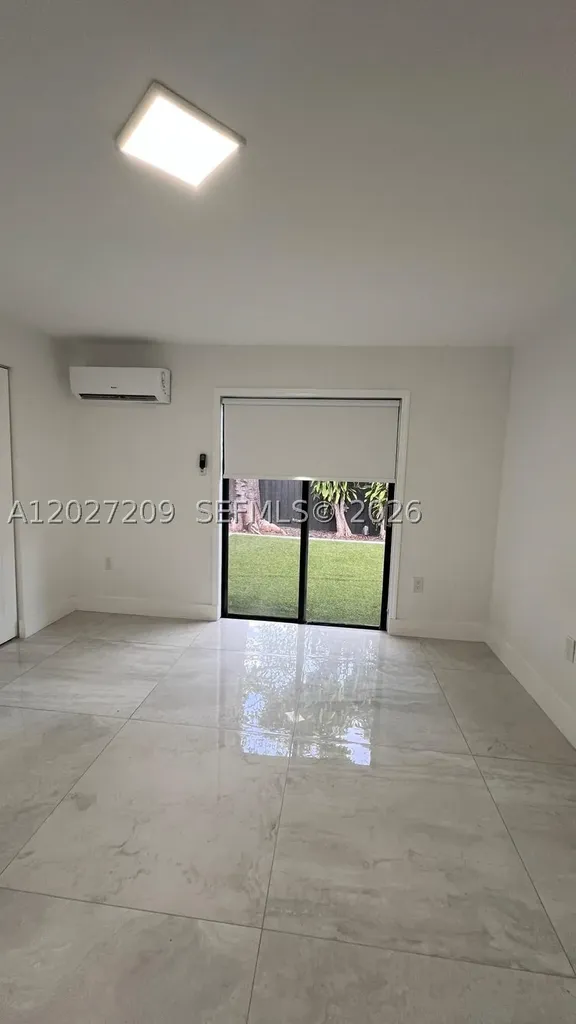841 S 24th Avenue Hollywood FL 33020