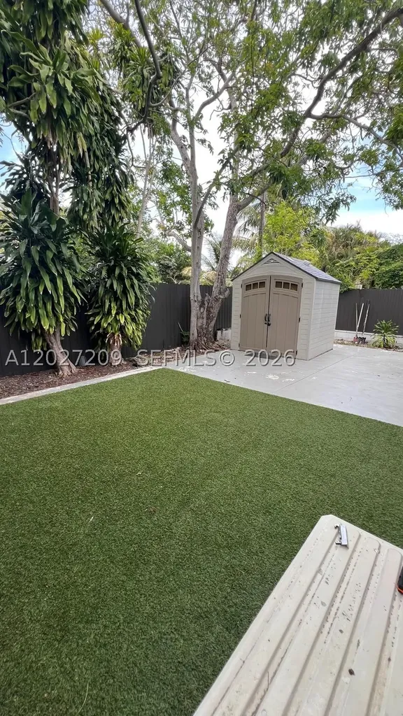 841 S 24th Avenue Hollywood FL 33020