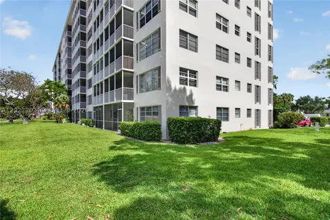 Pompano Beach FL 33069