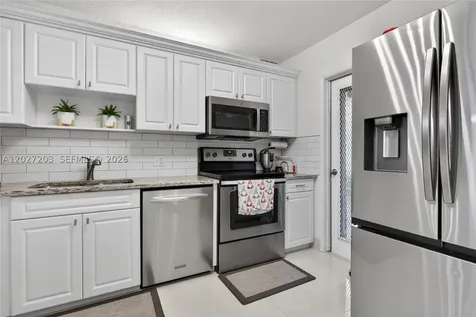 Pompano Beach FL 33069