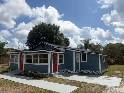 2331 Randall Street Sanford FL 32771
