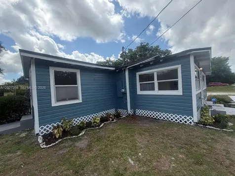 2331 Randall Street Sanford FL 32771