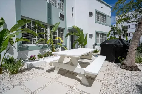 2416 Flamingo Drive Miami Beach FL 33140