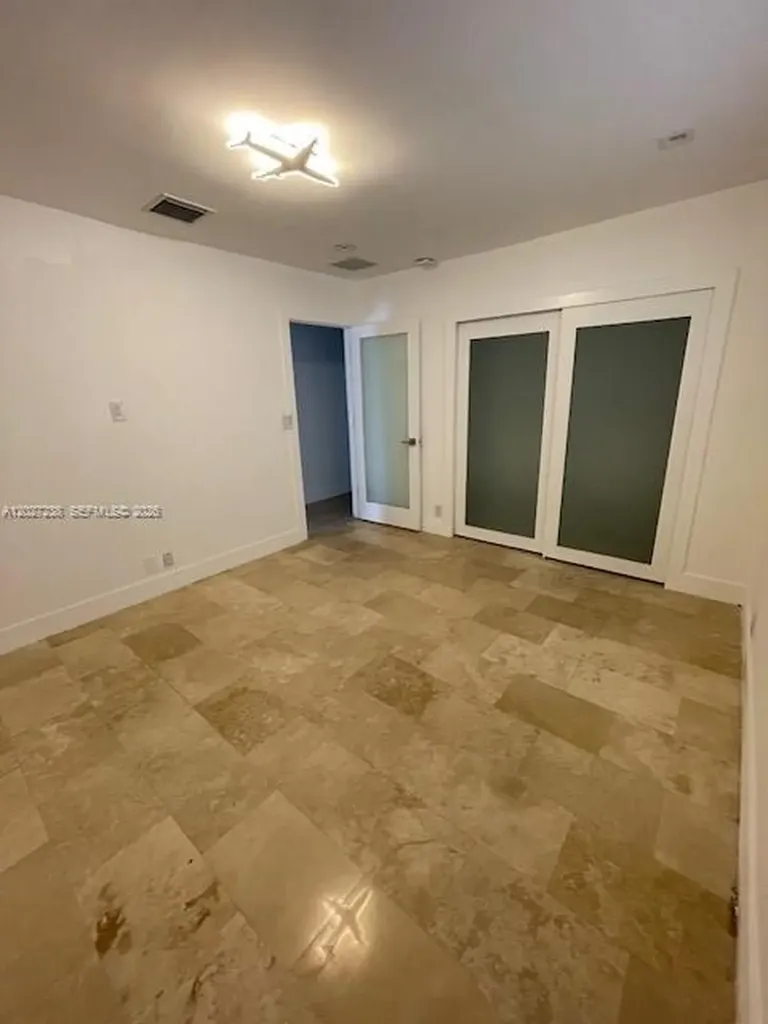 1252 Coral Lane Hollywood FL 33019