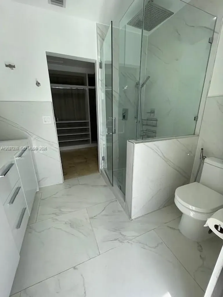 1252 Coral Lane Hollywood FL 33019