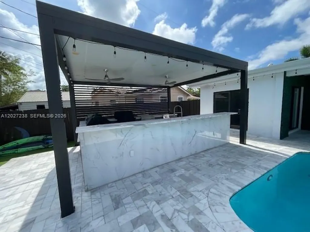 1252 Coral Lane Hollywood FL 33019