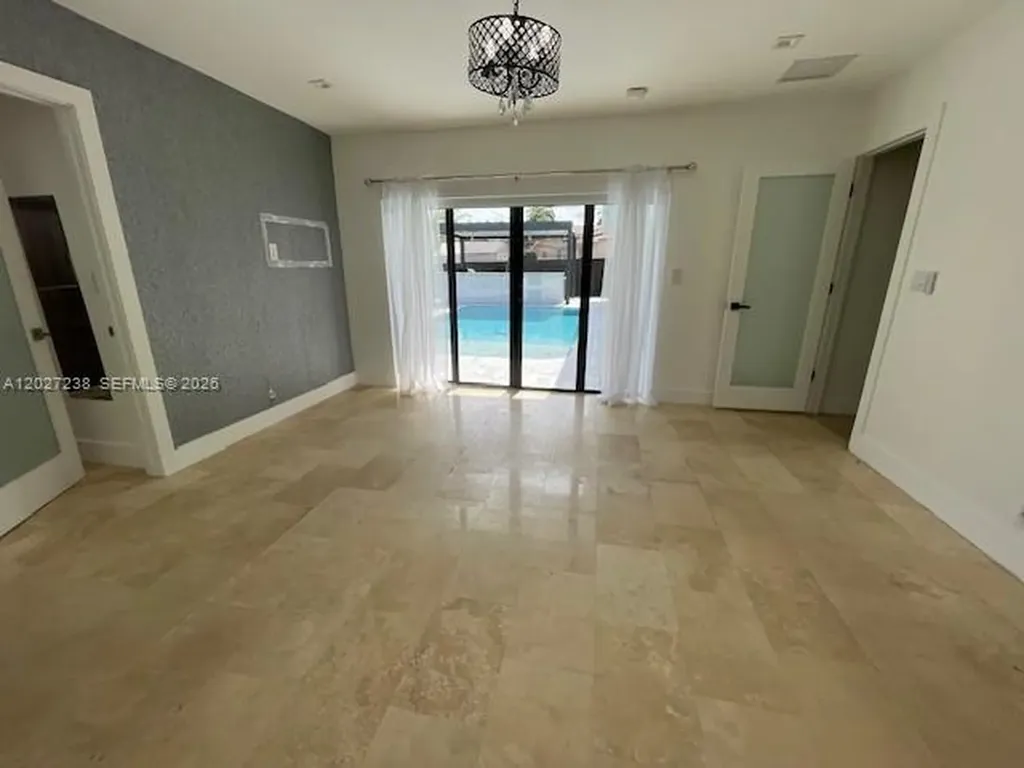 1252 Coral Lane Hollywood FL 33019