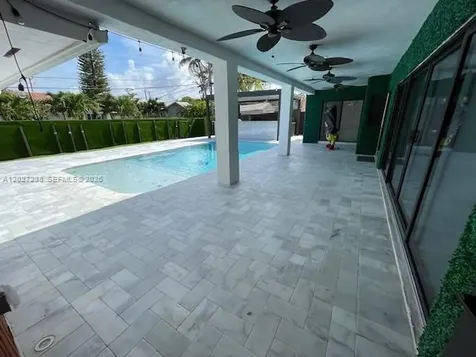 1252 Coral Lane Hollywood FL 33019