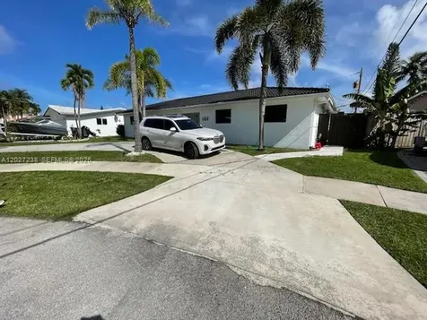 1252 Coral Lane Hollywood FL 33019