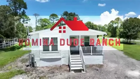 725 N Willows Street Clewiston FL 33440