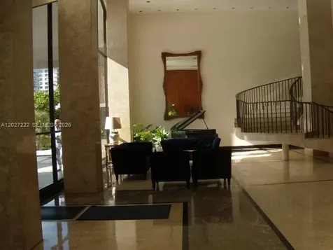 5601 Collins Avenue Miami Beach FL 33140