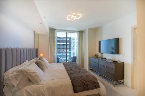 1000 Brickell Plaza Miami FL 33131