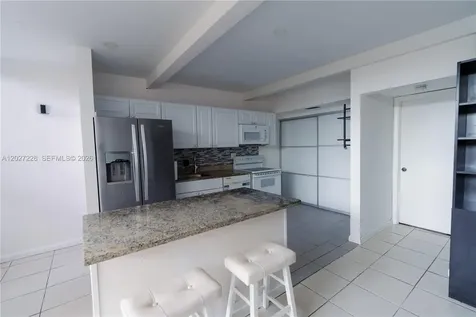 19200 NE 25th Avenue Miami FL 33180