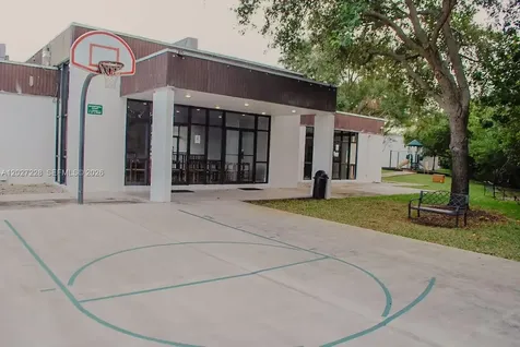 19200 NE 25th Avenue Miami FL 33180