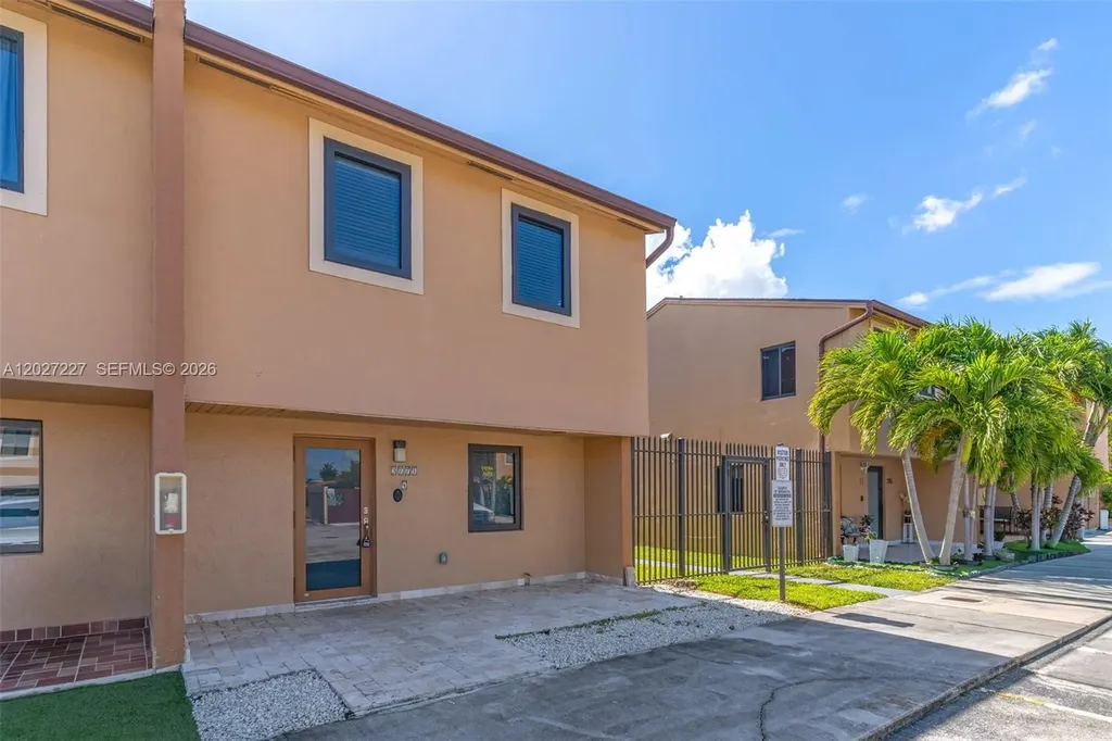 3771 SW 99th Avenue Miami FL 33165