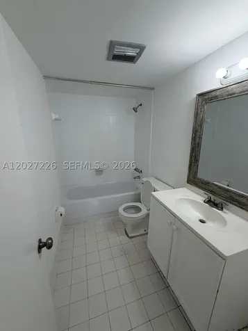 15205 NE 6th Avenue Miami FL 33162