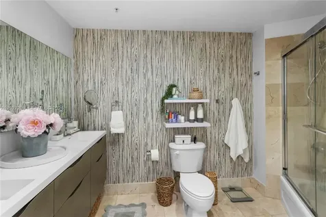 10 Aragon Avenue Coral Gables FL 33134