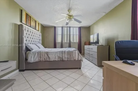 1800 SW 81st Avenue North Lauderdale FL 33068