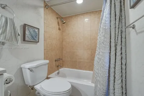 1800 SW 81st Avenue North Lauderdale FL 33068