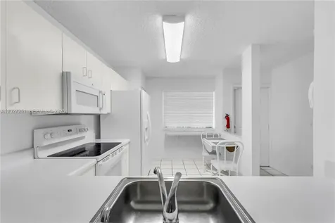 9511 Weldon Circle Tamarac FL 33321