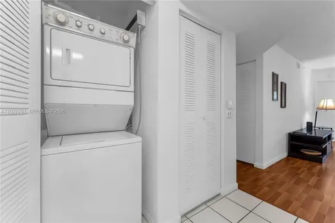 9511 Weldon Circle Tamarac FL 33321