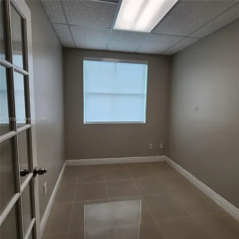 5220 S University Drive Davie FL 33328