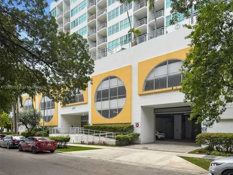 2200 NE 4th Avenue Miami FL 33137