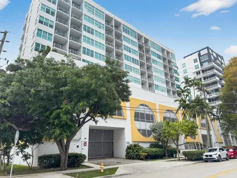 2200 NE 4th Avenue Miami FL 33137