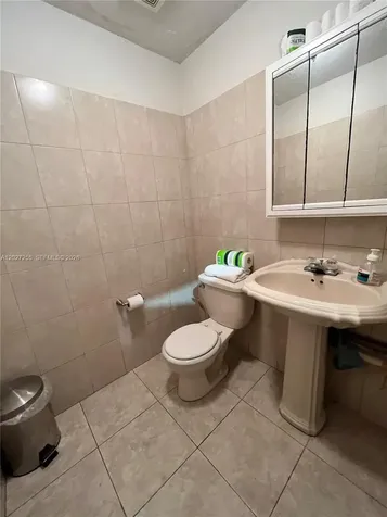 8420 NW 61st Street Miami FL 33166