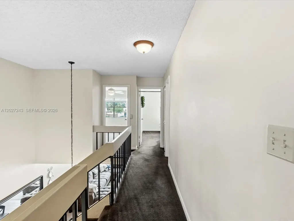2615 N 40th Avenue Hollywood FL 33021